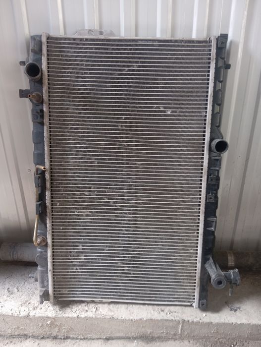 Радиатор хундай сантафе 2,7 2003 год