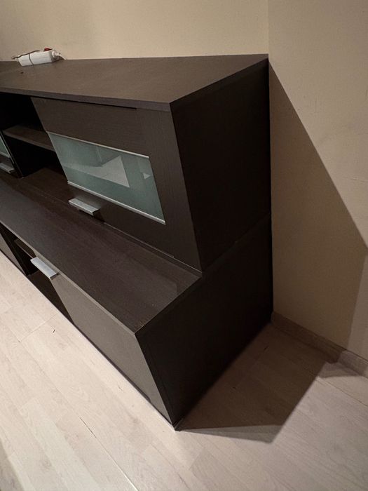 Комплект спалня с гардероб и шкафове