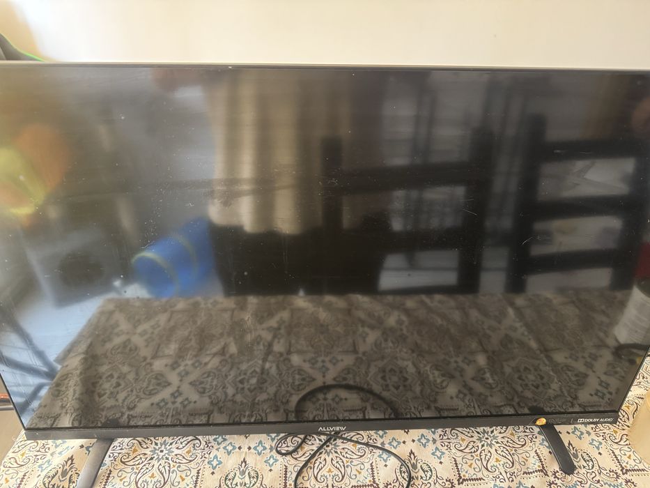 Vand TV allview 81 cm diagonala