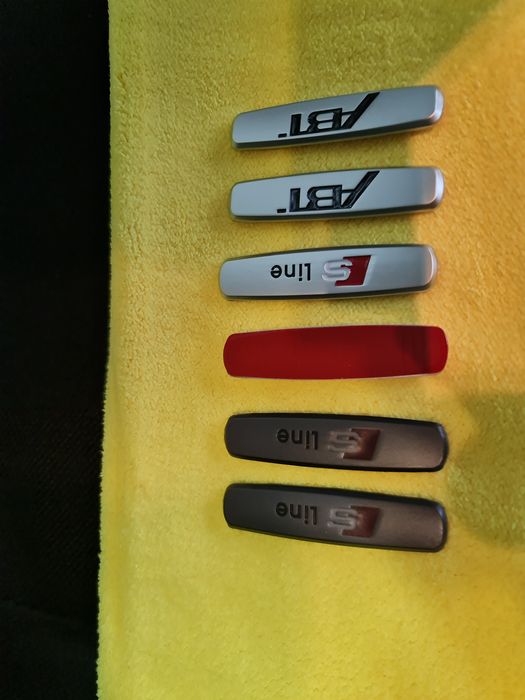 Емблема за седалки на Ауди