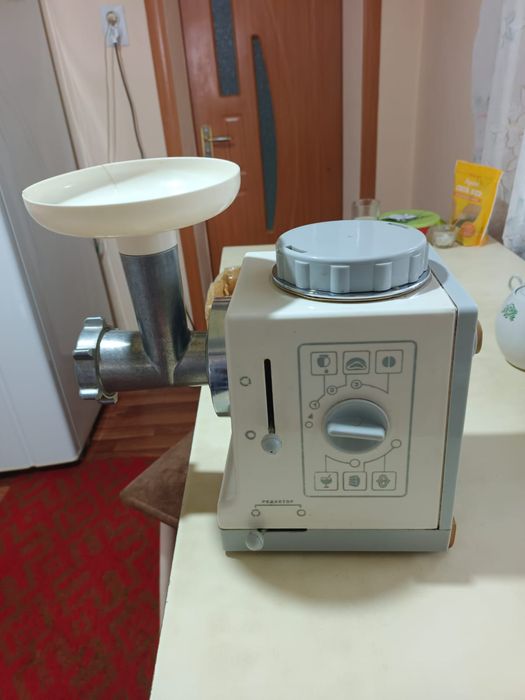 Кухонный комбайн Мрия , советский