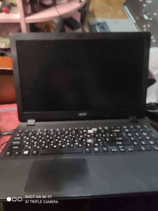 Продам ноутбук acer на запчасти