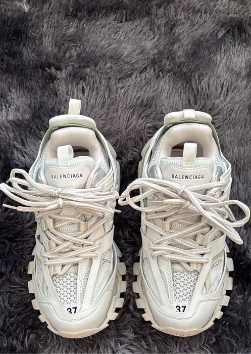 Balenciaga track full white