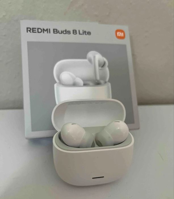 Căști Wireless Xiaomi EarBuds 8 Lite.