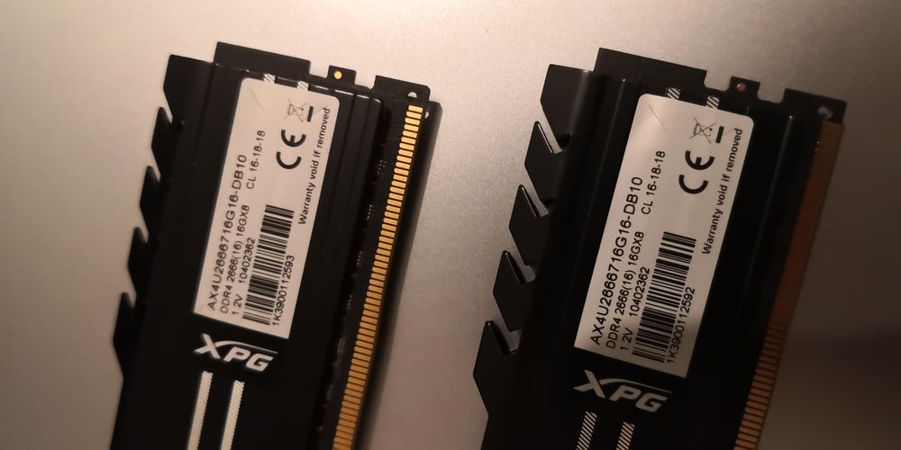 RAM DDR 4 - XPG GAMMIX D10 kit 32 Gb