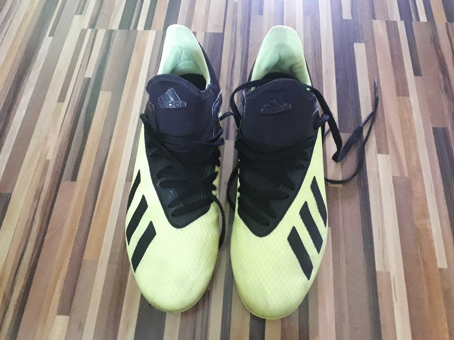 Детски бутонки Adidas