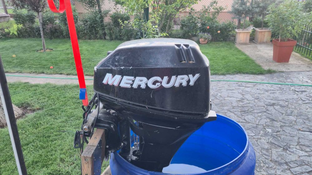 Извънбордов двигател Mercury 15hp четиритактов