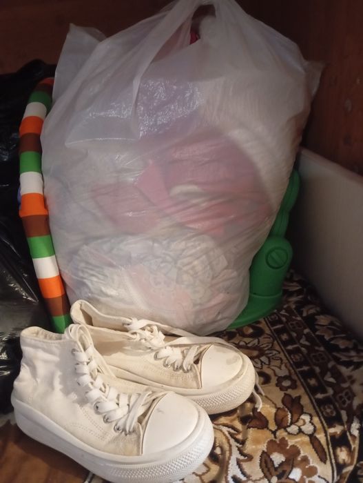 На девушку за масло