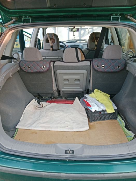 Продам Ниссан Альмера Тино