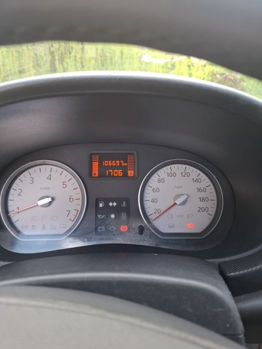 Dacia sandero 1.5 dci 2011