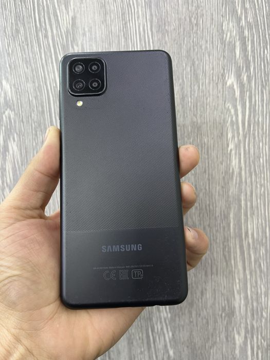 SAMSUNG A12 32GB.         .