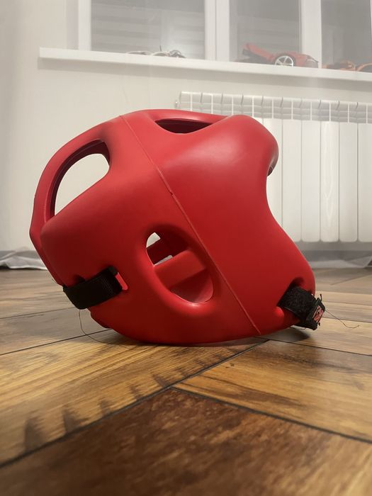 Шлем TOPTEN б/у размер S