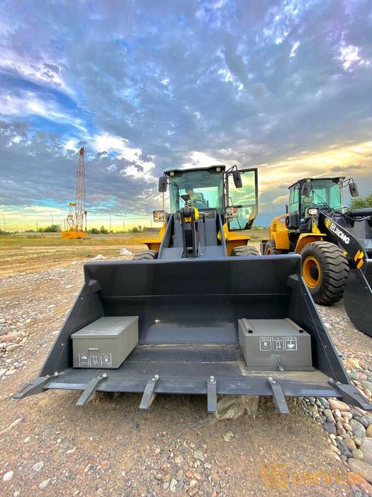 Фронтальный погрузчик Сергели Yema  XCMG XC938   1.8  2.1 куба