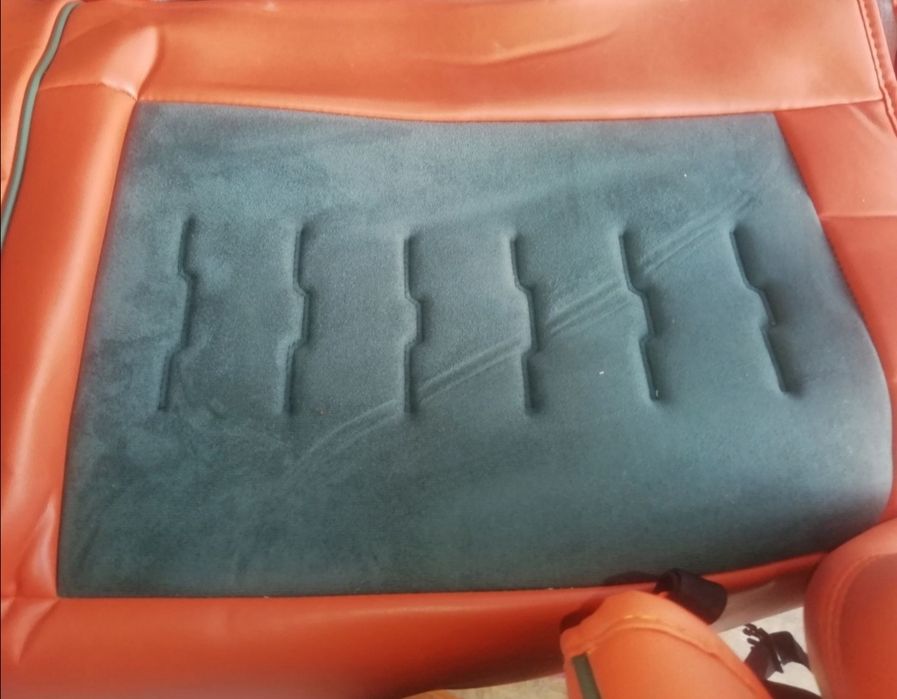 Yangi kamplekt jentra chexol va polik sotiladi
