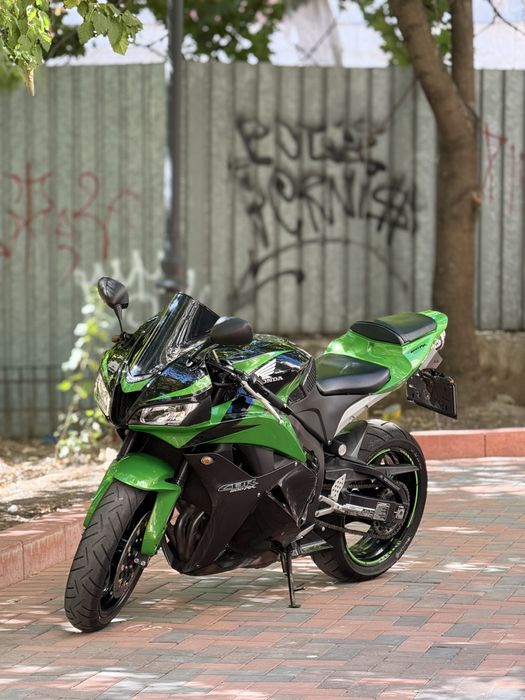 Honda CBR600RR PC40