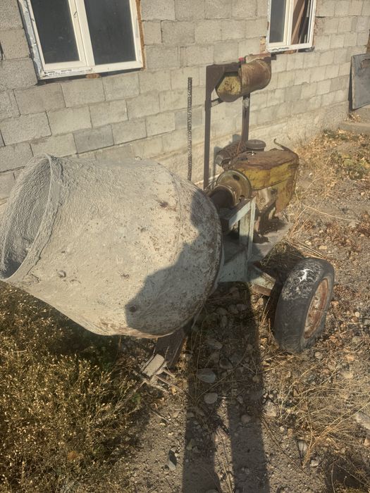 Бетономешалка бензиновая