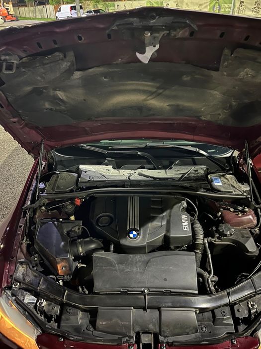 BMW 3 Series 2010 — imagine 5
