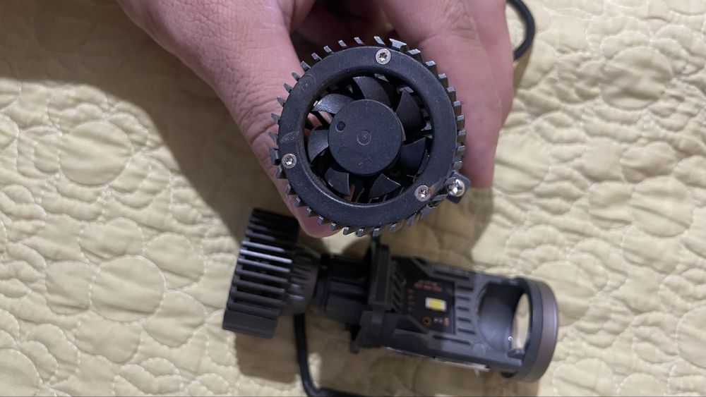 Лед линза фары.