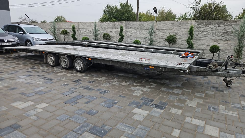 De inchiriat trailer dublu de 8,5 metri de 3500 kg pe 3 axe