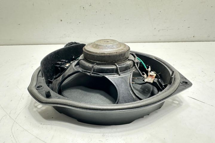 Boxa A2048203102 Mercedes-Benz E-Class W212