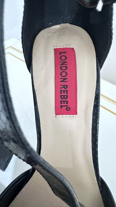 Туфли женские оригинал