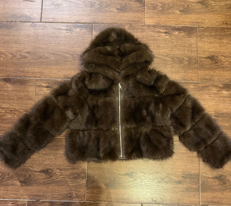 Дамско пухено яке