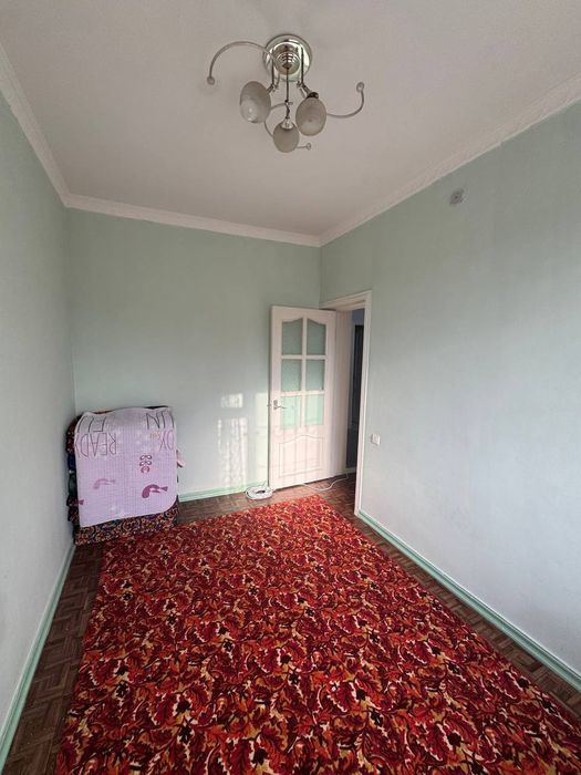 Срочно продается квартира Яшнобадский район 3/3/4