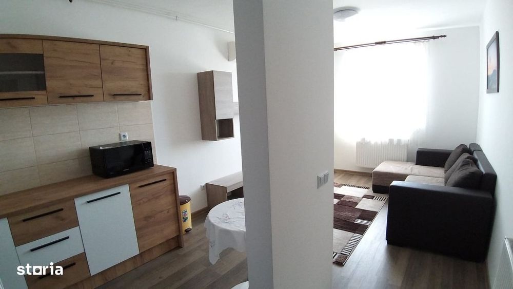 Ap. 2 cam Unirii, bloc nou, parcare privata