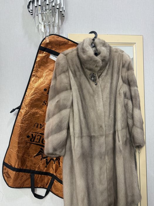 Продается новая норковая шуба