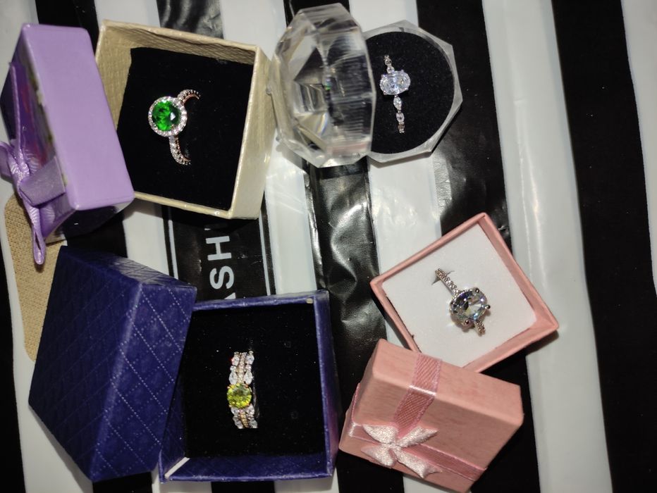 Продам кольца разные серебро 925 проба