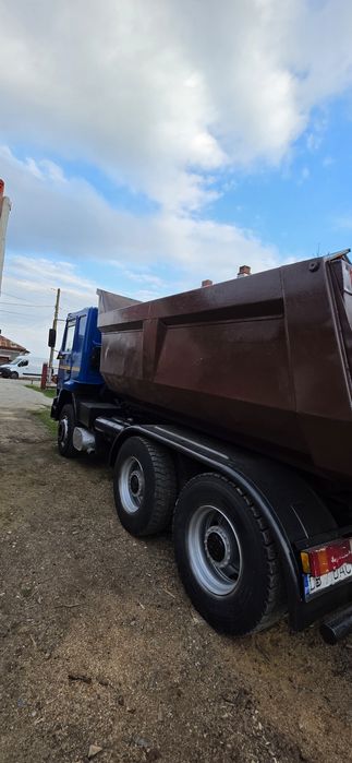 Vând autobasculanta 6x4 motor renault 385 cai