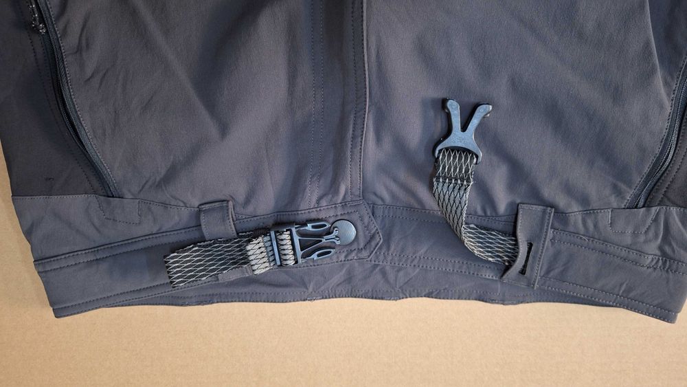 Pantaloni trekking Forclaz marimea L cu dimensiunile