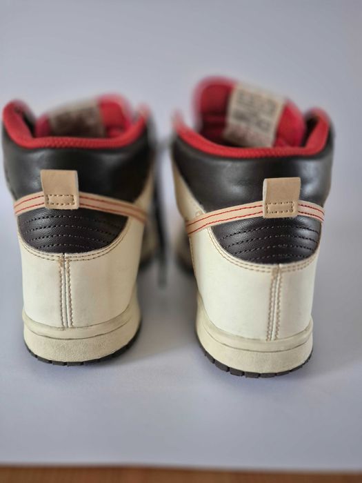 Кецове Nike Dunk High Retro 37.5