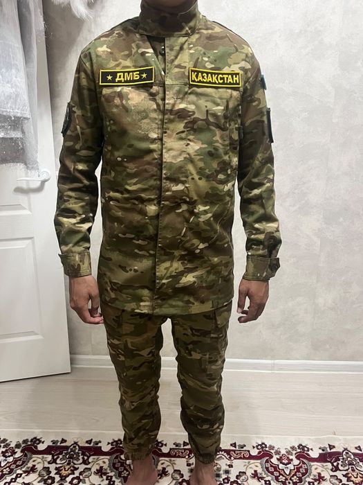 Военныи одежда буу