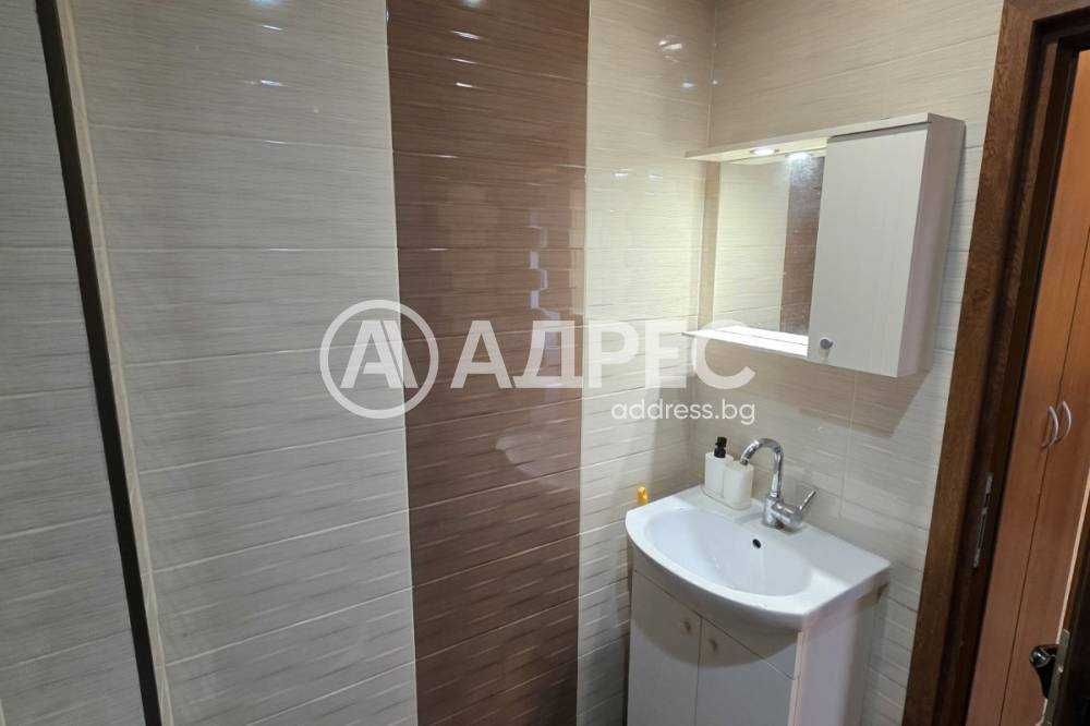 Двустаен апартамент