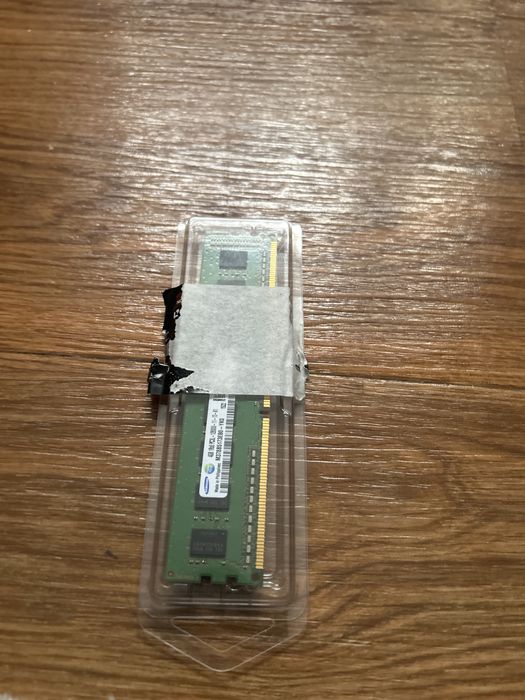 Ddr3 4gb продаю новая
