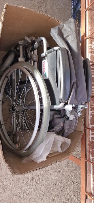 Инвалидная коляска новая