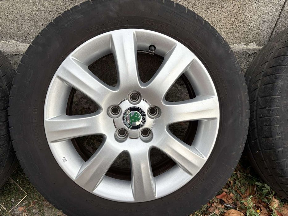 4бр. Алуминиеви джанти с гуми 195/55 R15 цола 5x100 Skoda Vw Seat Audi