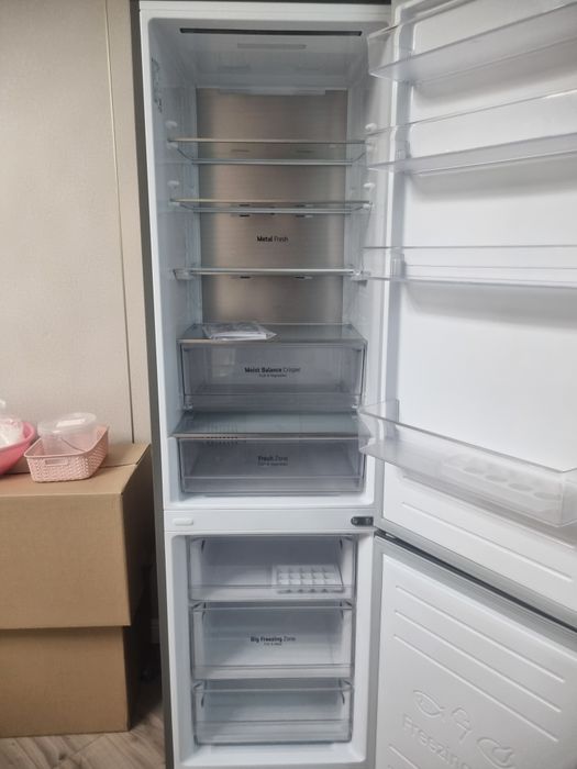 Холодильник продам