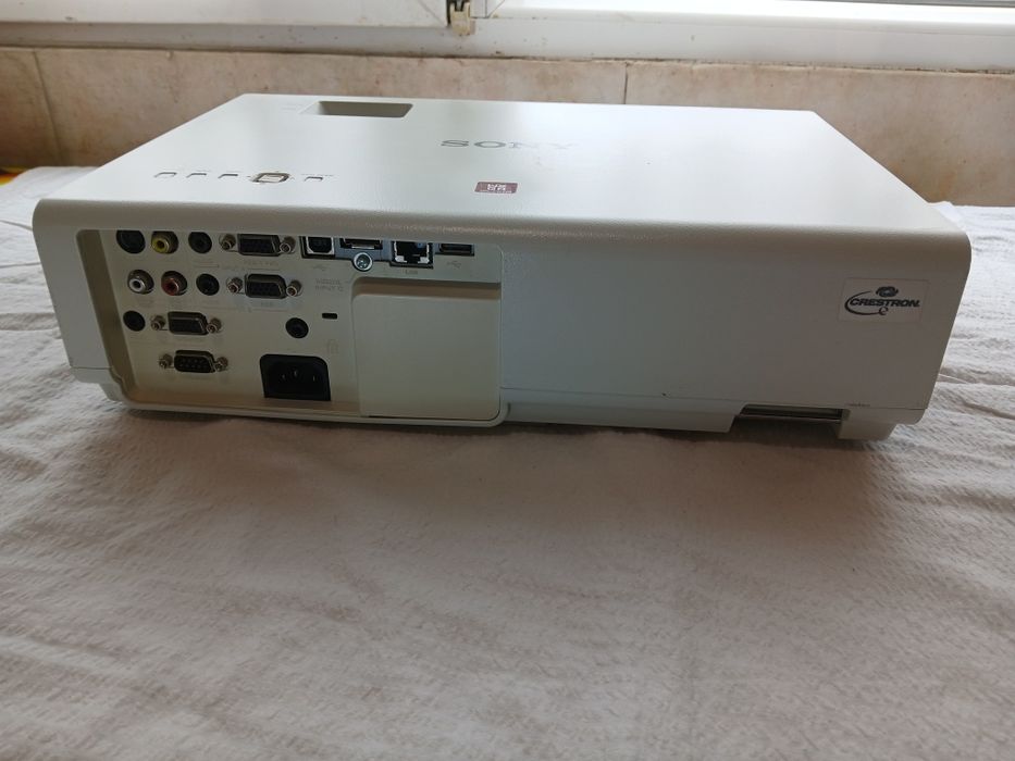 Проектор Sony VPL-EW226