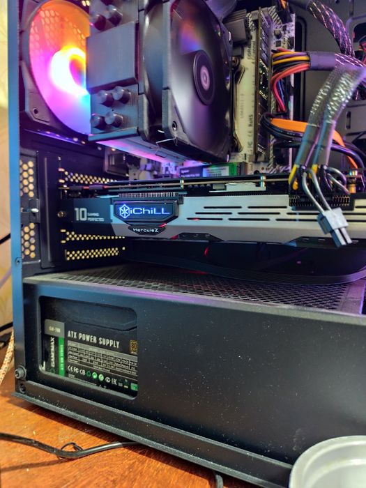 Продам видеокарту Nvidia GTX 1080