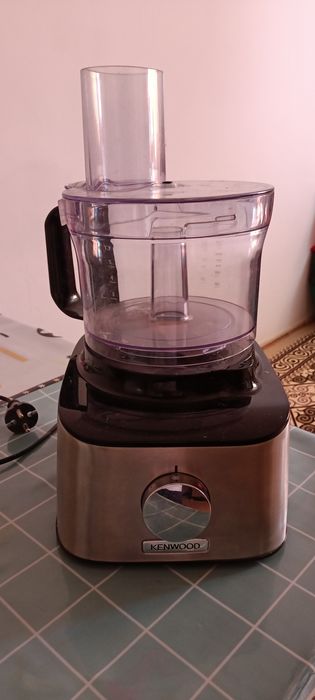 Кухонный комбайн kenwood