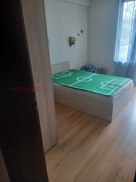 Дава се под наем Тристаен апартамент в Пловдив, Център - 86 кв.м за 438.6 € - Снимка #2