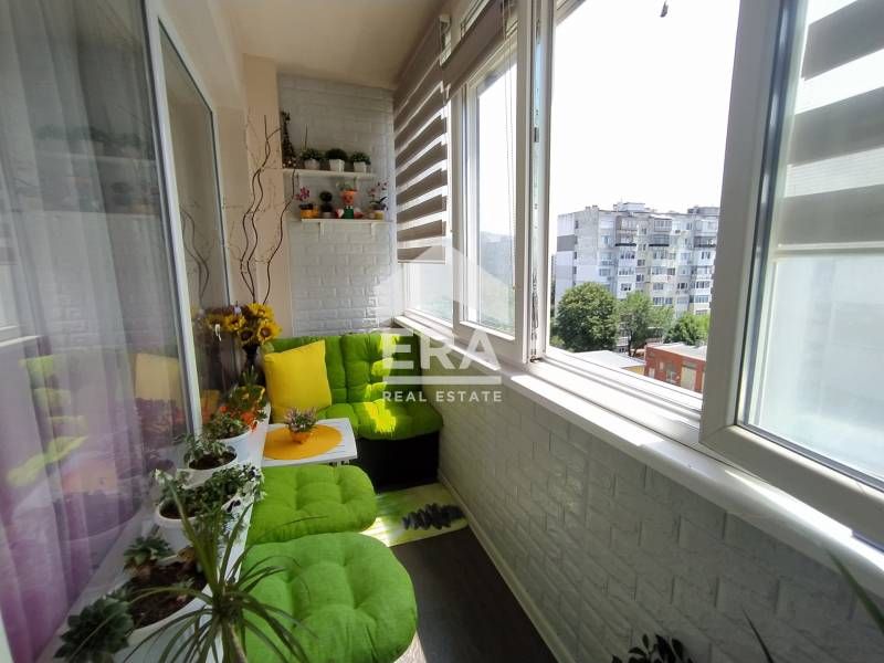 Продава се Тристаен апартамент в Варна, Владислав Варненчик - 81 кв.м за 2210 €/кв.м - Снимка #7