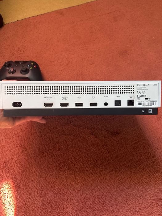 Xbox one S cu 1 controller