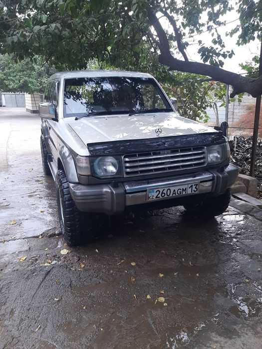 Mitsubishi pajero