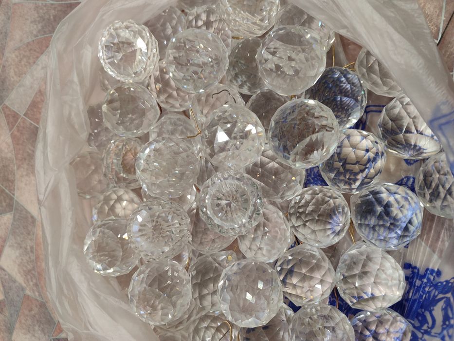 Продам люстру светодиодную