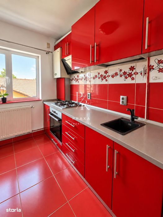 Apartament 2 camere, 42 mp, etaj 2, parcare, zona Ioan Rus!