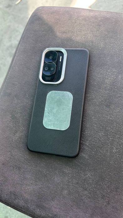 Honor 90 lite 8/256	   Holati ideal ozro o'tib beraman