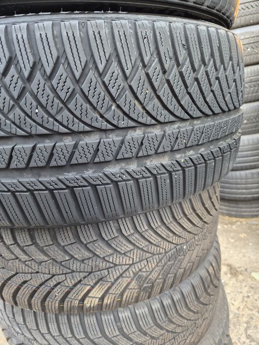 2бр. 245 40 19 Kumho зимни.